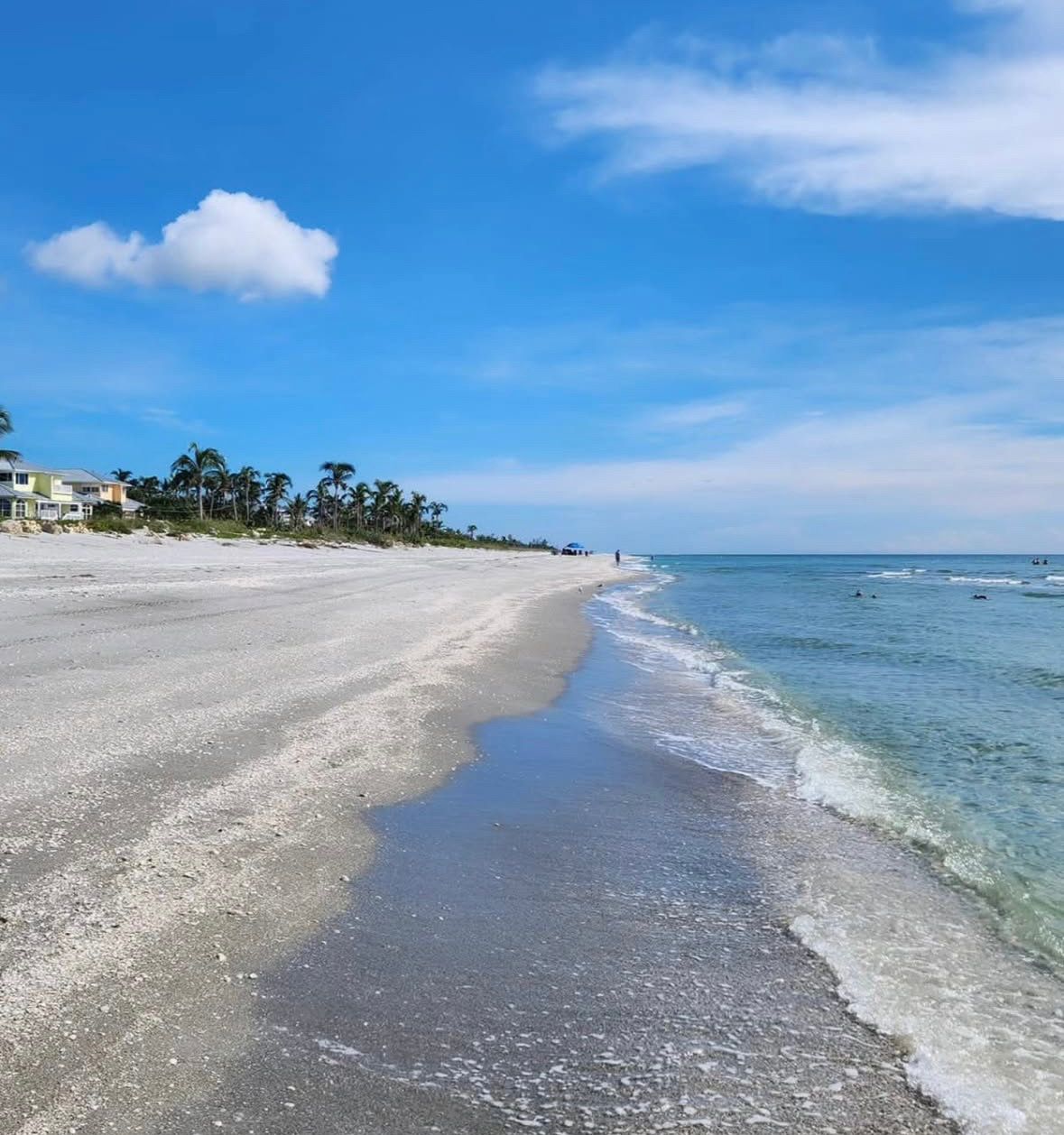 Captiva Beach on Captiva Island in Southwest Florida with white sand and clear Gulf of Mexico water